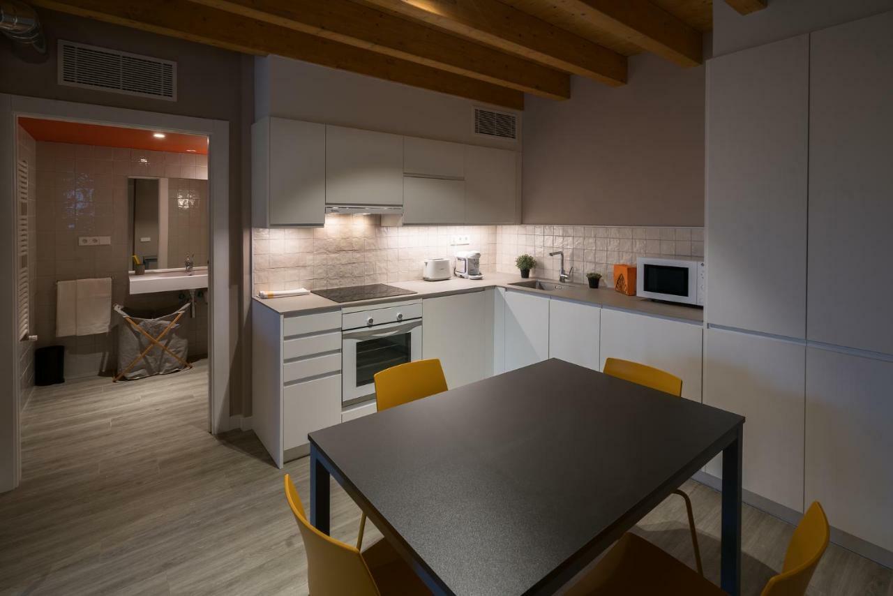 Y La Santilar Apartment *